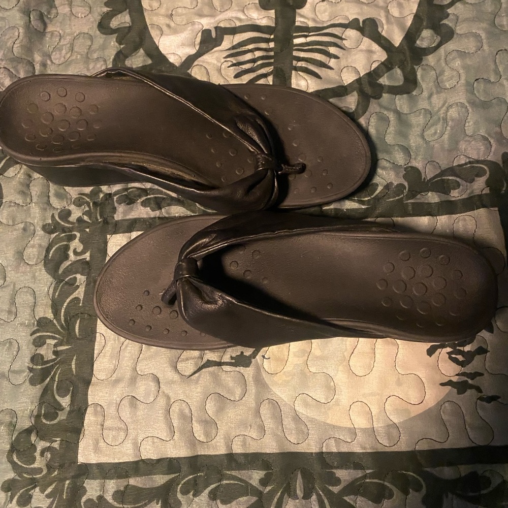 Vionic Platform Sandals - image 3